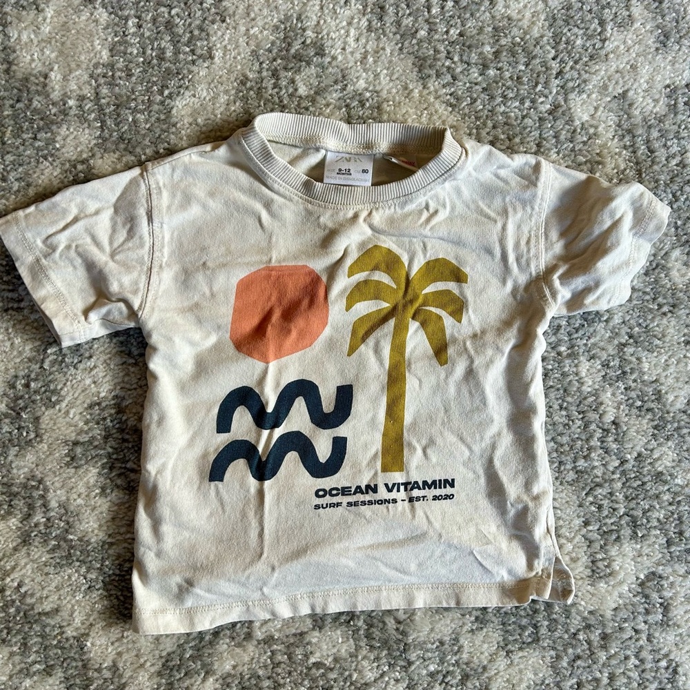 Zara Cream Short Sleeve Tee with Colorful Graphic Design
